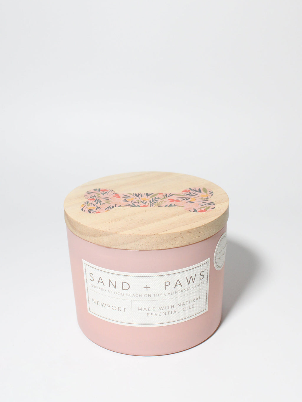 Sand + Paws Newport 12 oz aromatic scented candle