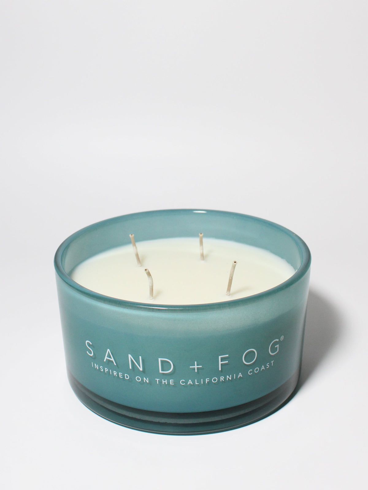 California Beach House 23 oz aromatic scented candle