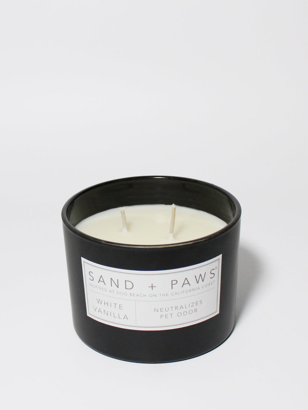Sand + Paws White Vanilla 12 oz aromatic scented candle