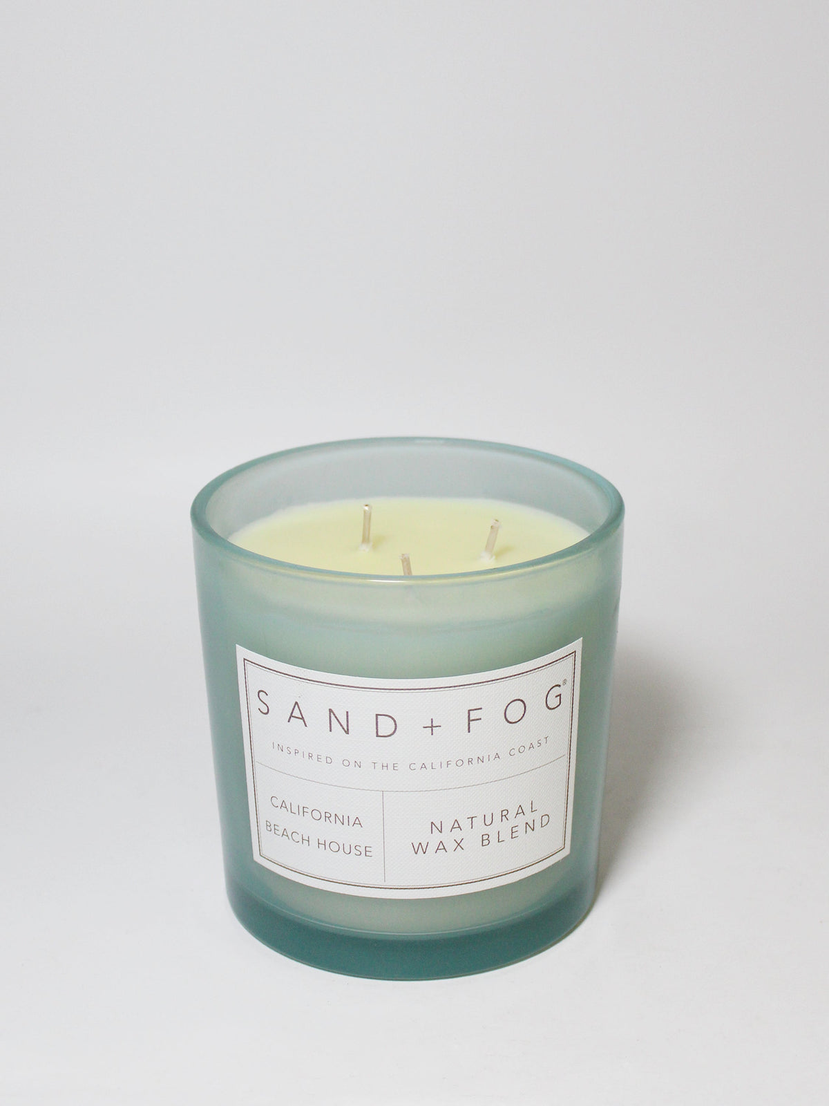 California Beach House 21 oz aromatic scented candle
