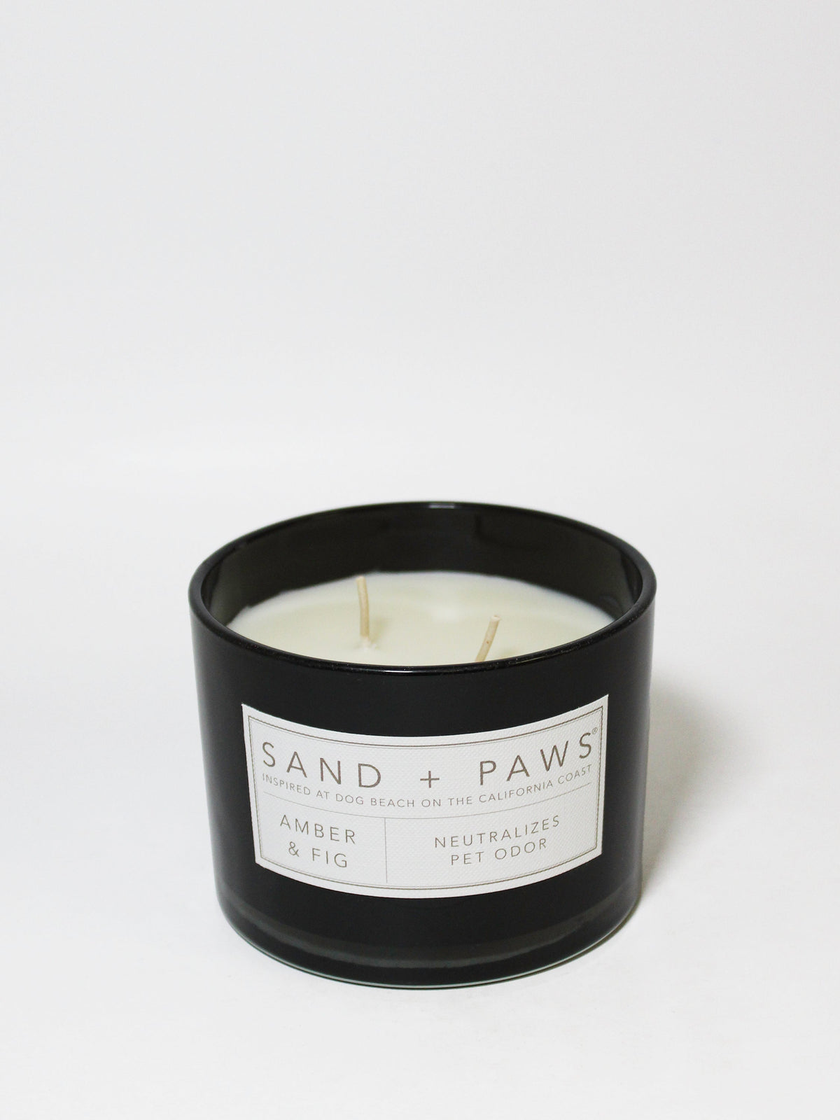 Sand + Paws Amber & Fig 12 oz aromatic scented candle