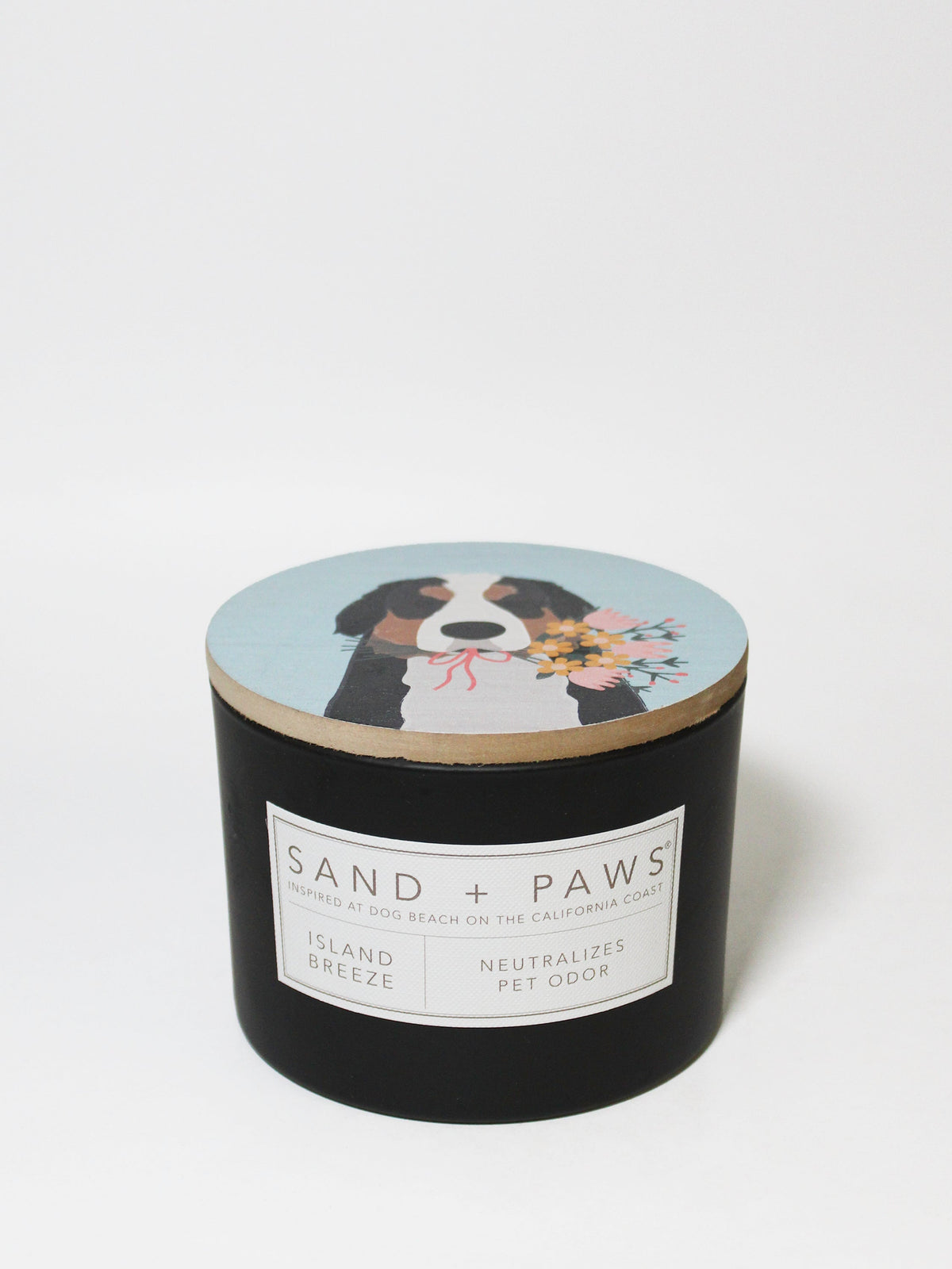 Sand + Paws Island Breeze 12 oz aromatic scented candle