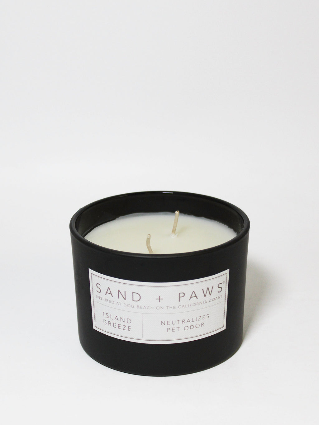Sand + Paws Island Breeze 12 oz aromatic scented candle