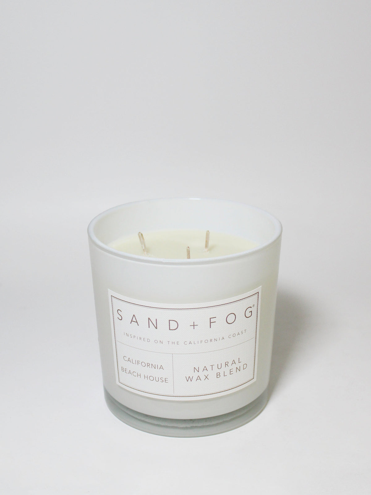 California Beach House 21 oz aromatic scented candle