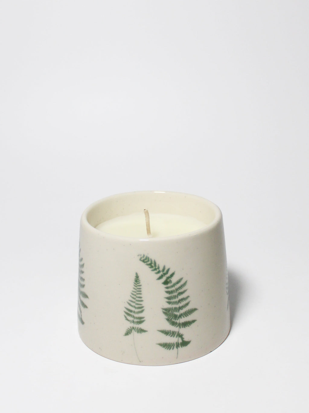 Eucalyptus Natural Home 7 oz aromatic scented candle