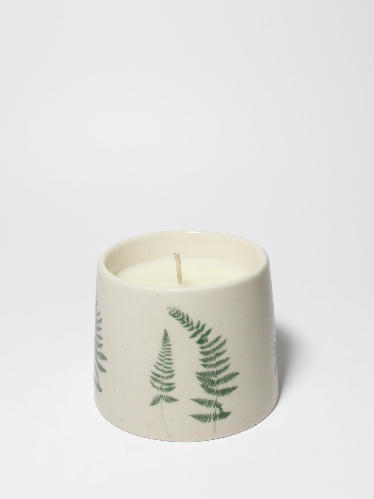 Eucalyptus Natural Home 7 oz aromatic scented candle