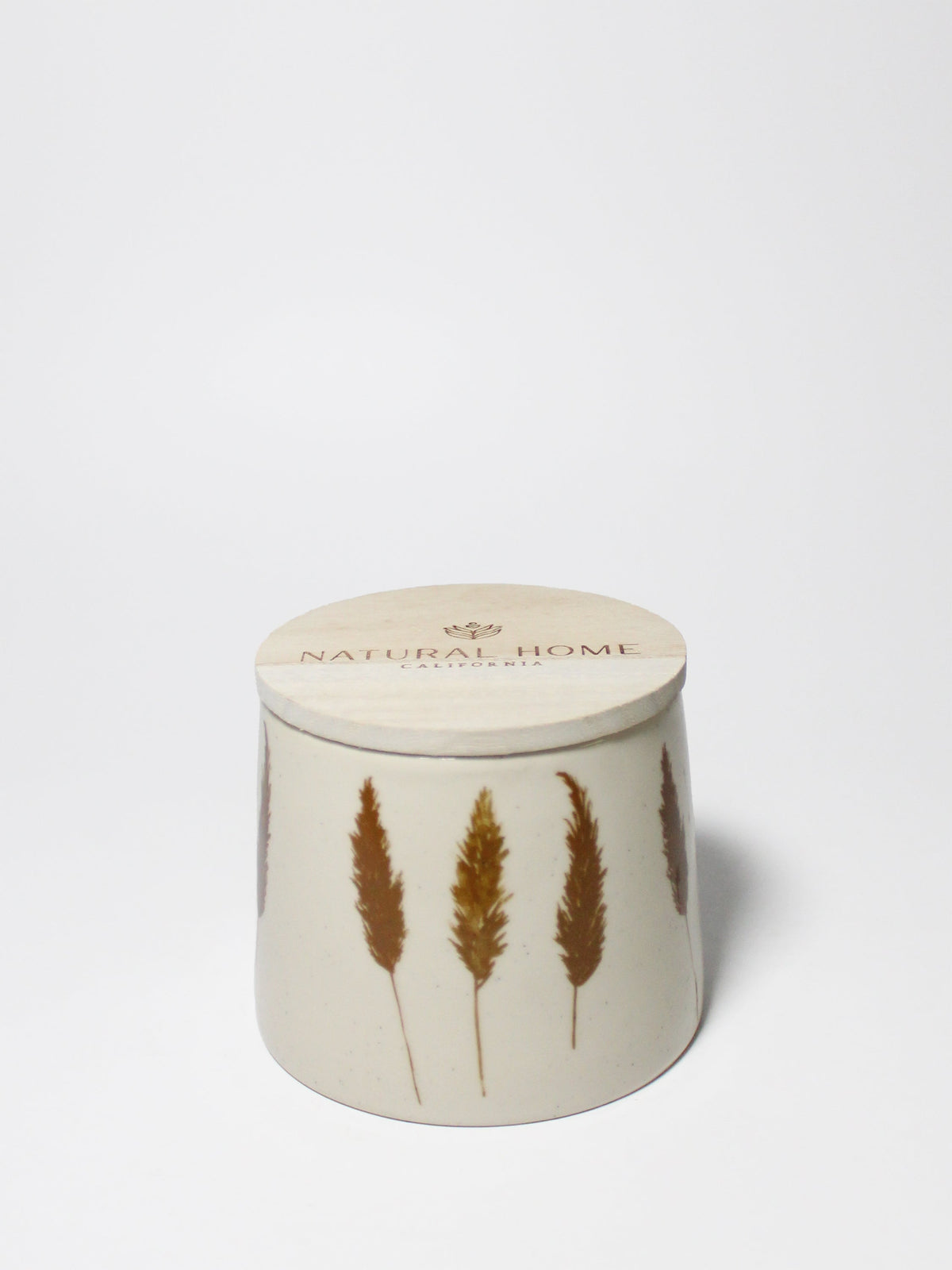 Amber & Fig Natural Home 7 oz aromatic scented candle