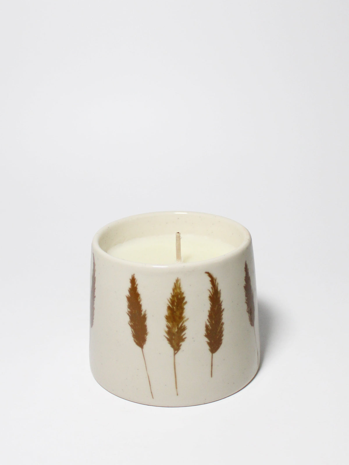 Amber & Fig Natural Home 7 oz aromatic scented candle