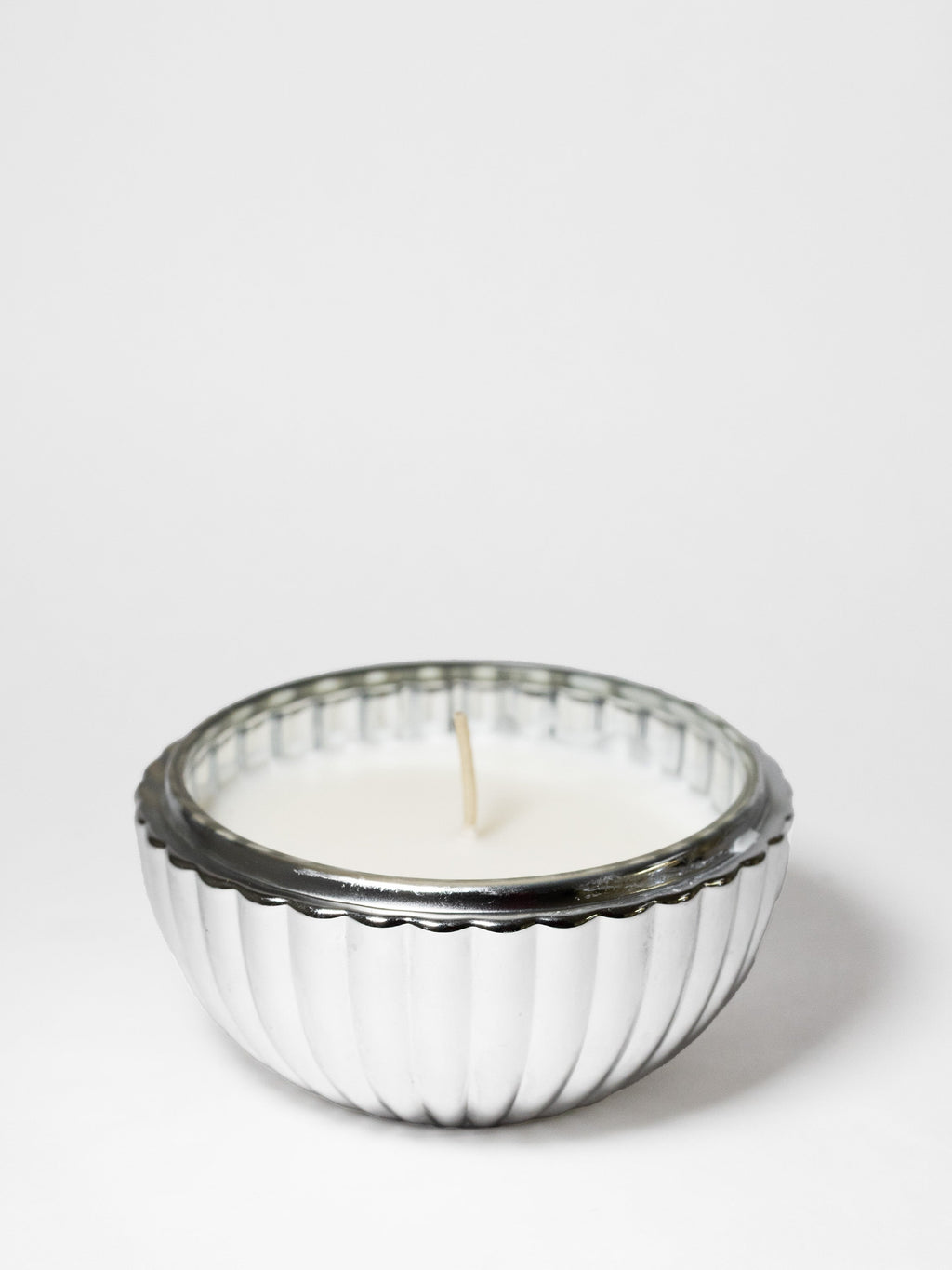 Firewood & Silver Fir 6 oz aromatic scented candle