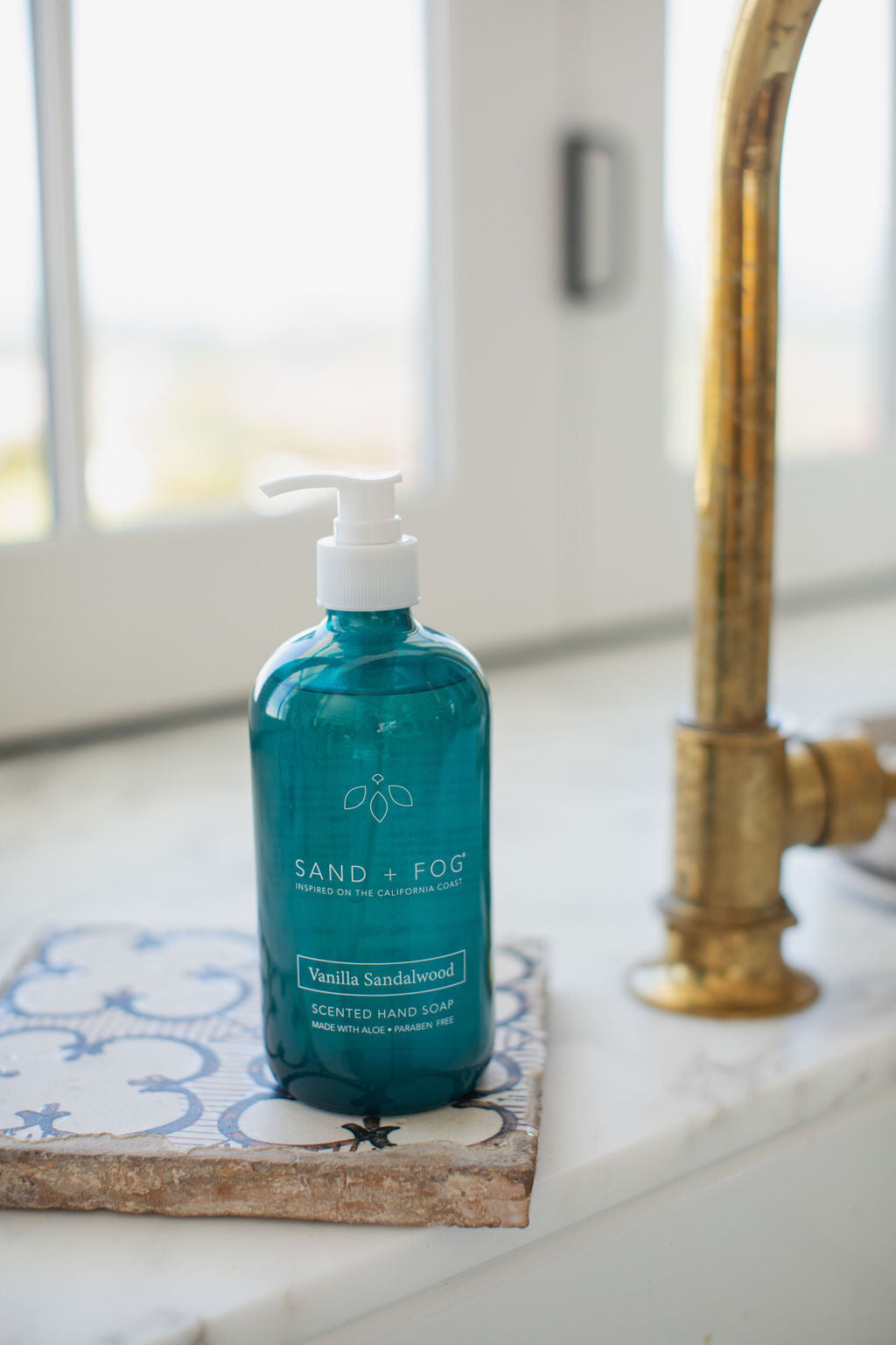 Vanilla Sandalwood 15.7 oz Gentle Liquid Hand Soap