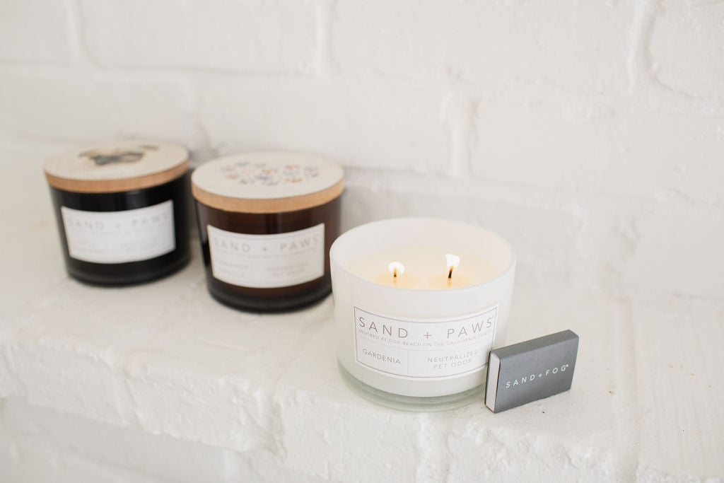 Sand + Paws Gardenia 12 oz aromatic scented candle