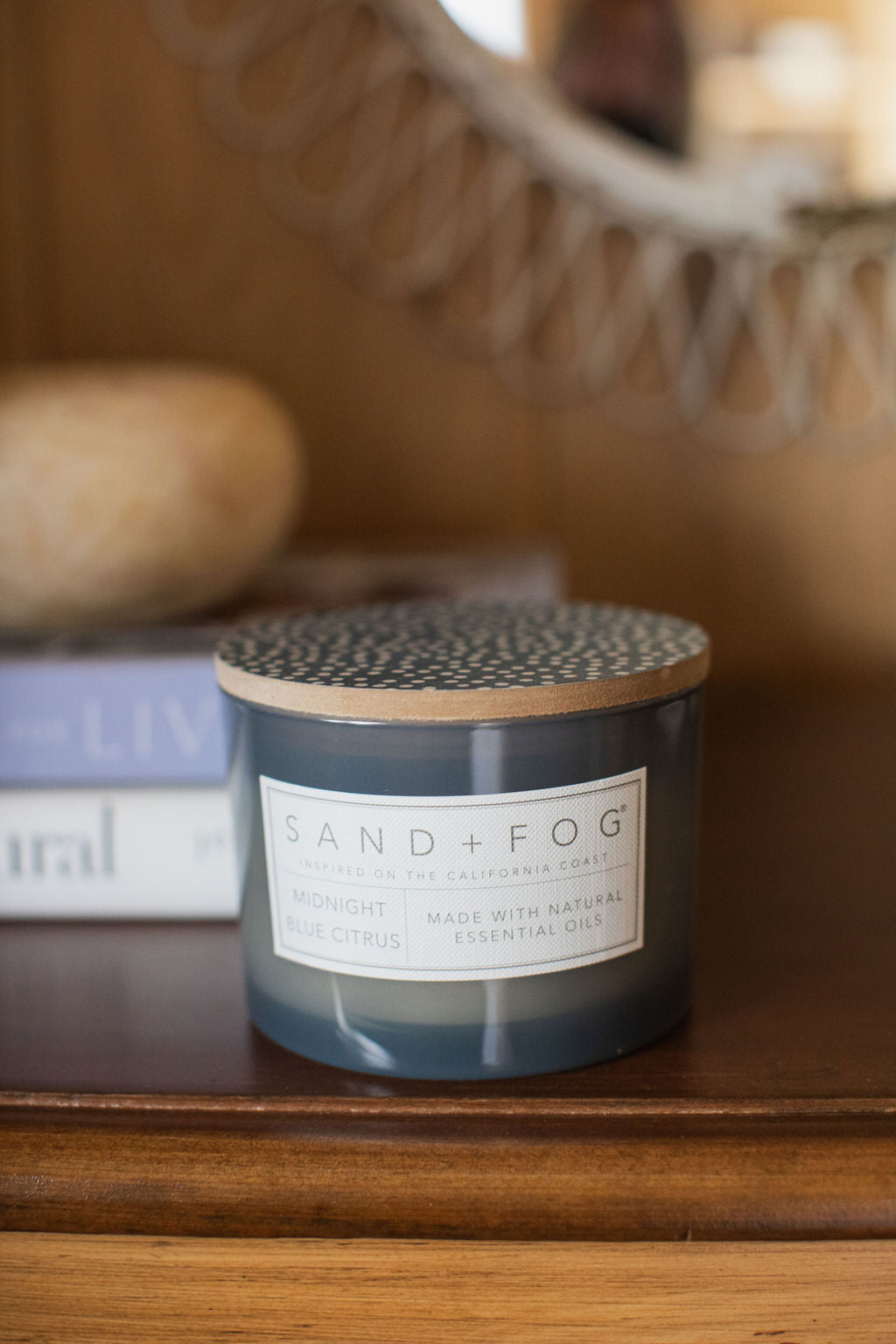 Midnight Blue Citrus 12 oz aromatic scented candle