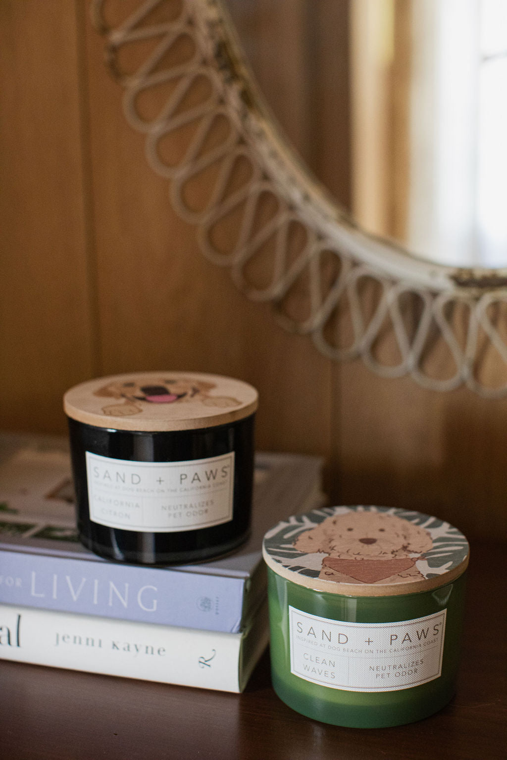 Sand + Paws Clean Waves 12 oz aromatic scented candle