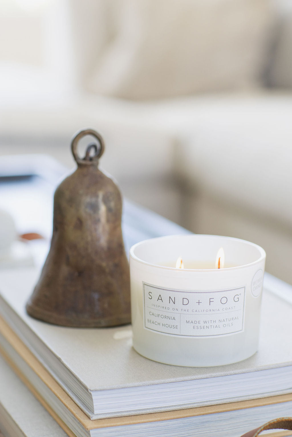 California Beach House 12 oz aromatic scented candle