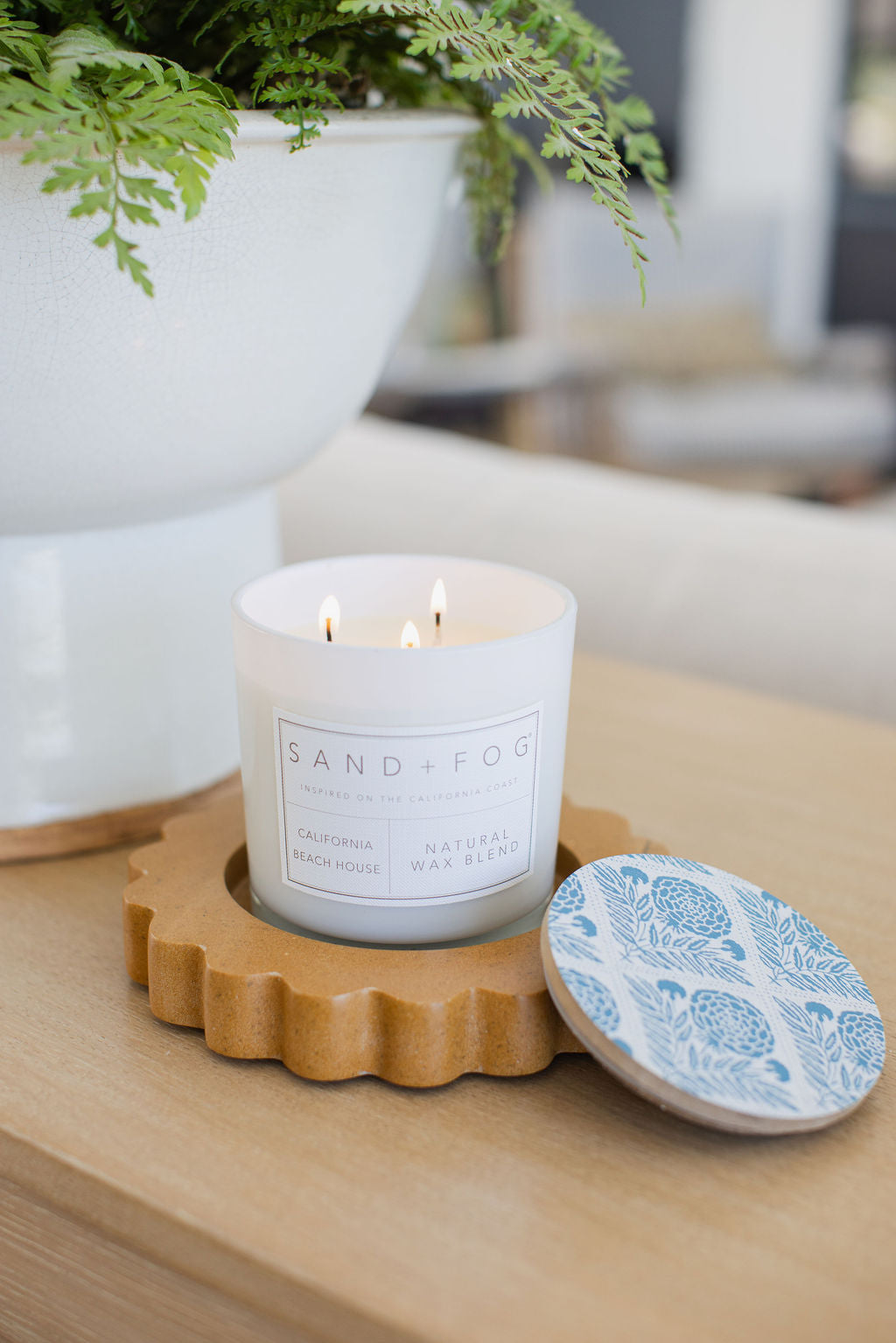 California Beach House 21 oz aromatic scented candle