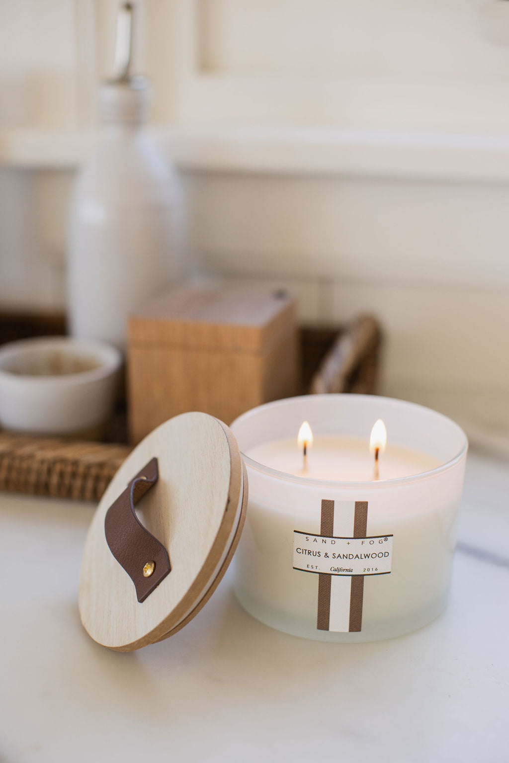 Citrus & Sandalwood 12 oz aromatic scented candle