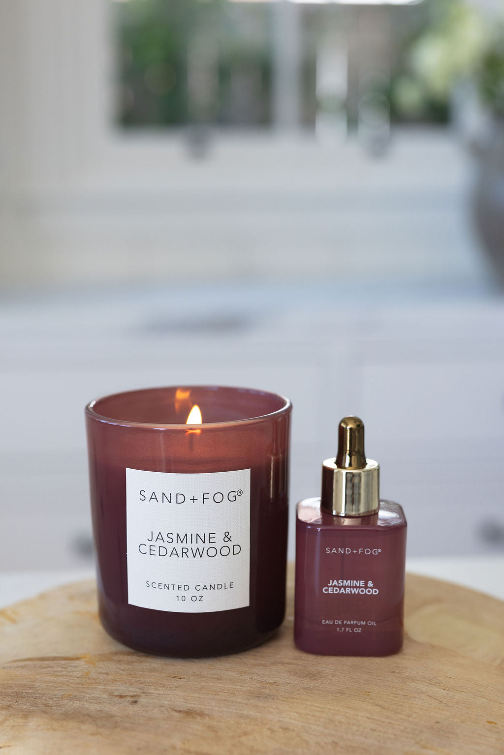 Jasmine & Cedarwood 10 oz aromatic scented candle