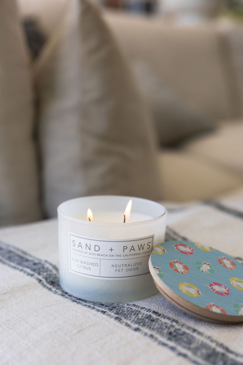 Sand + Paws Sun Washed Citrus 12 oz aromatic scented candle