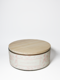Cashmere & Linen 34 oz aromatic scented candle