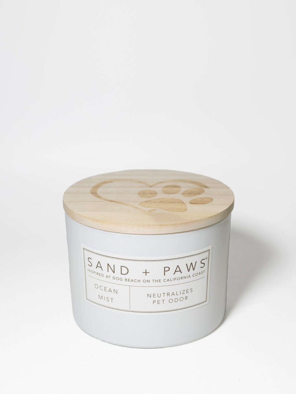 Sand + Paws Ocean Mist 12 oz aromatic scented candle
