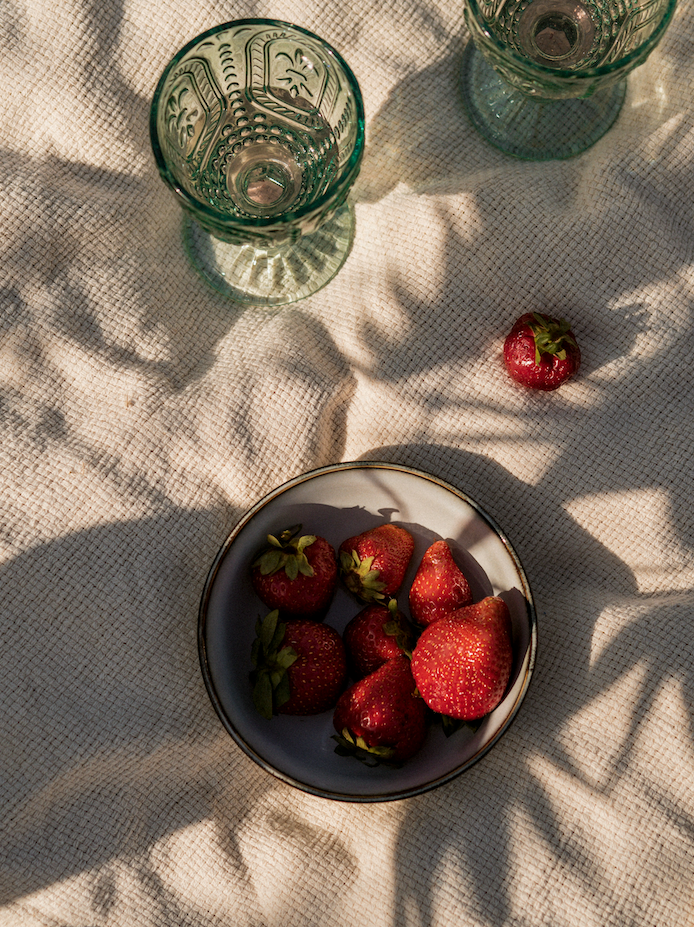 Strawberry Mimosa 21 oz aromatic scented candle