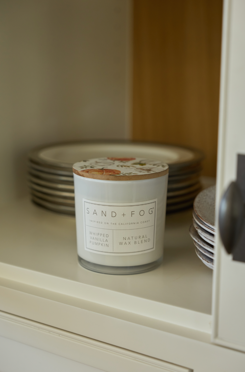 Whipped Vanilla Pumpkin 21 oz aromatic scented candle