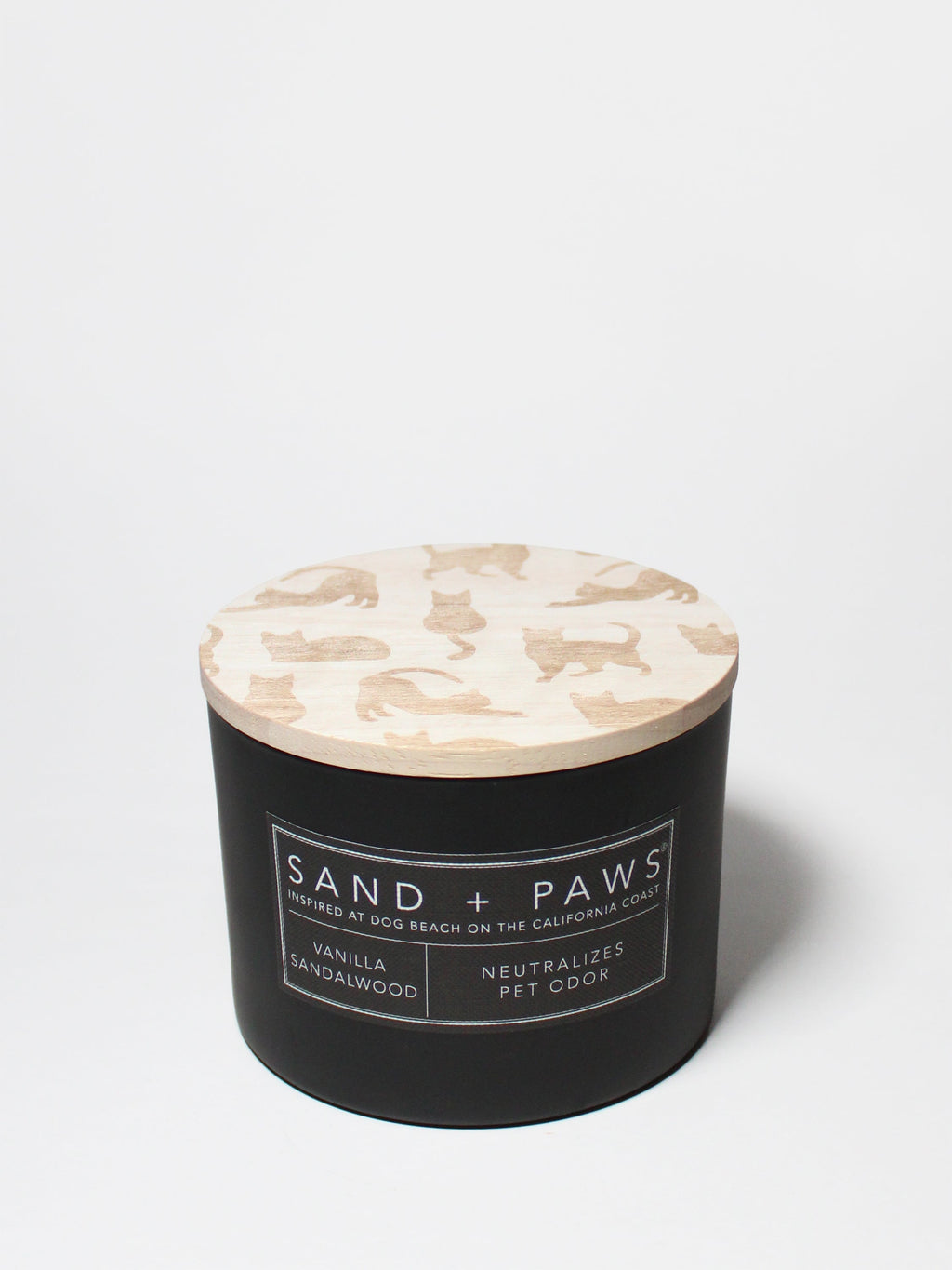 Sand + Paws Vanilla Sandalwood 12 oz aromatic scented candle