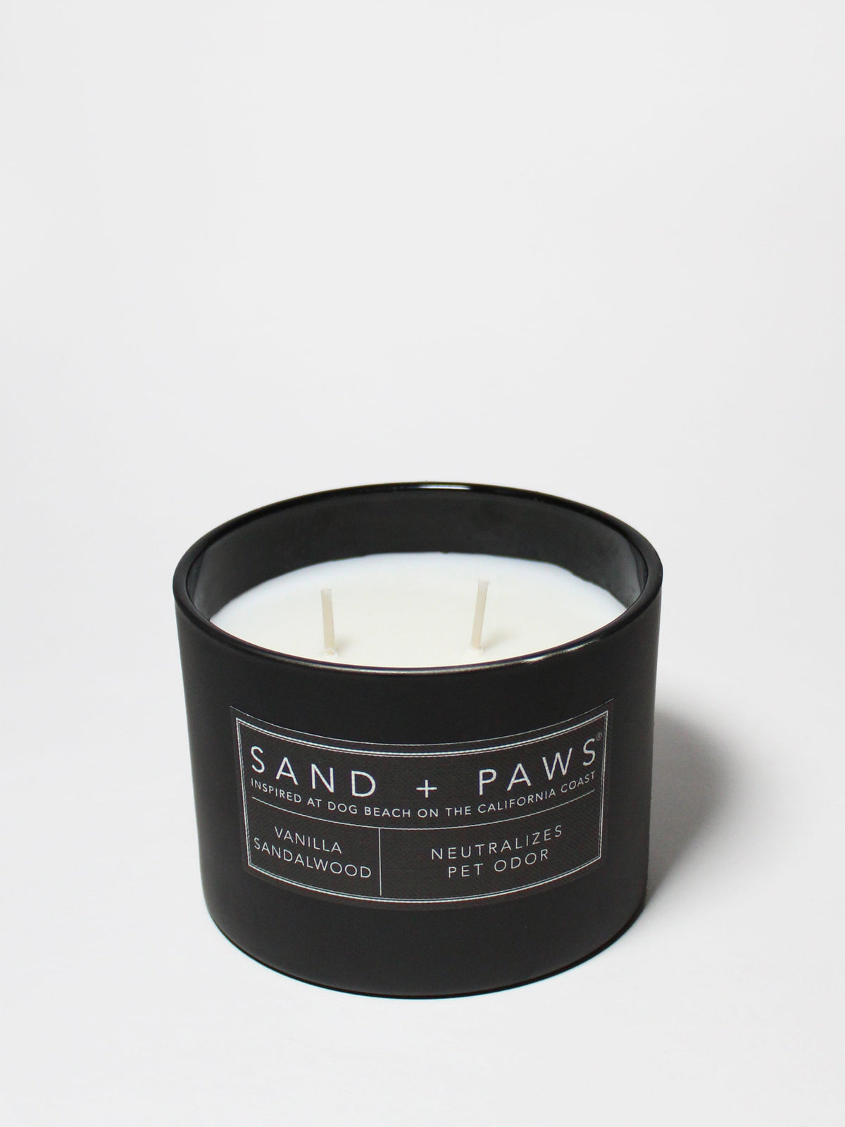 Sand + Paws Vanilla Sandalwood 12 oz aromatic scented candle